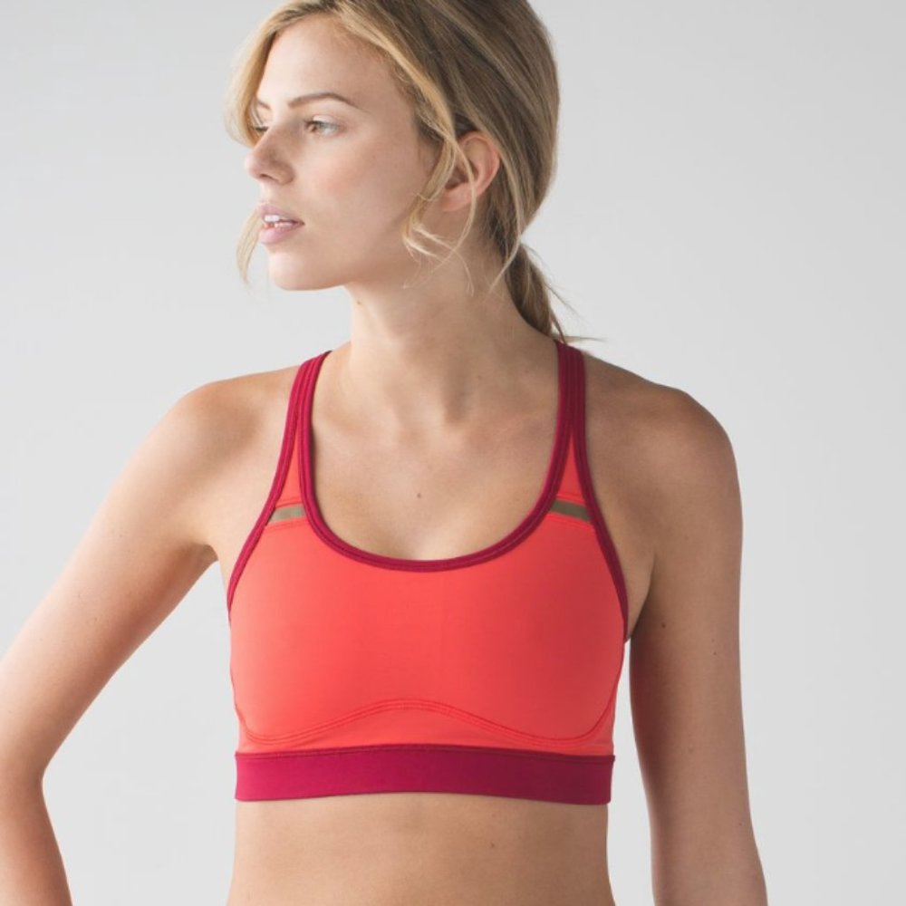 Lululemon Sweaty Or Not Bra II Alarming/Cranberry 2 - Picture 4 of 16